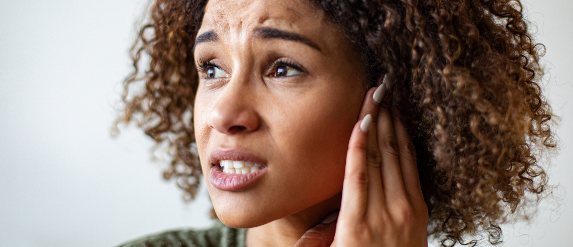Website Banner Itchy ears 1920 x 828